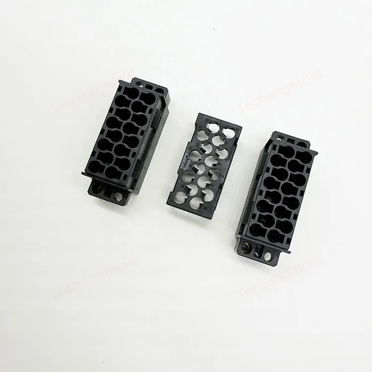 特诚科技PBT精密注塑件实拍 3